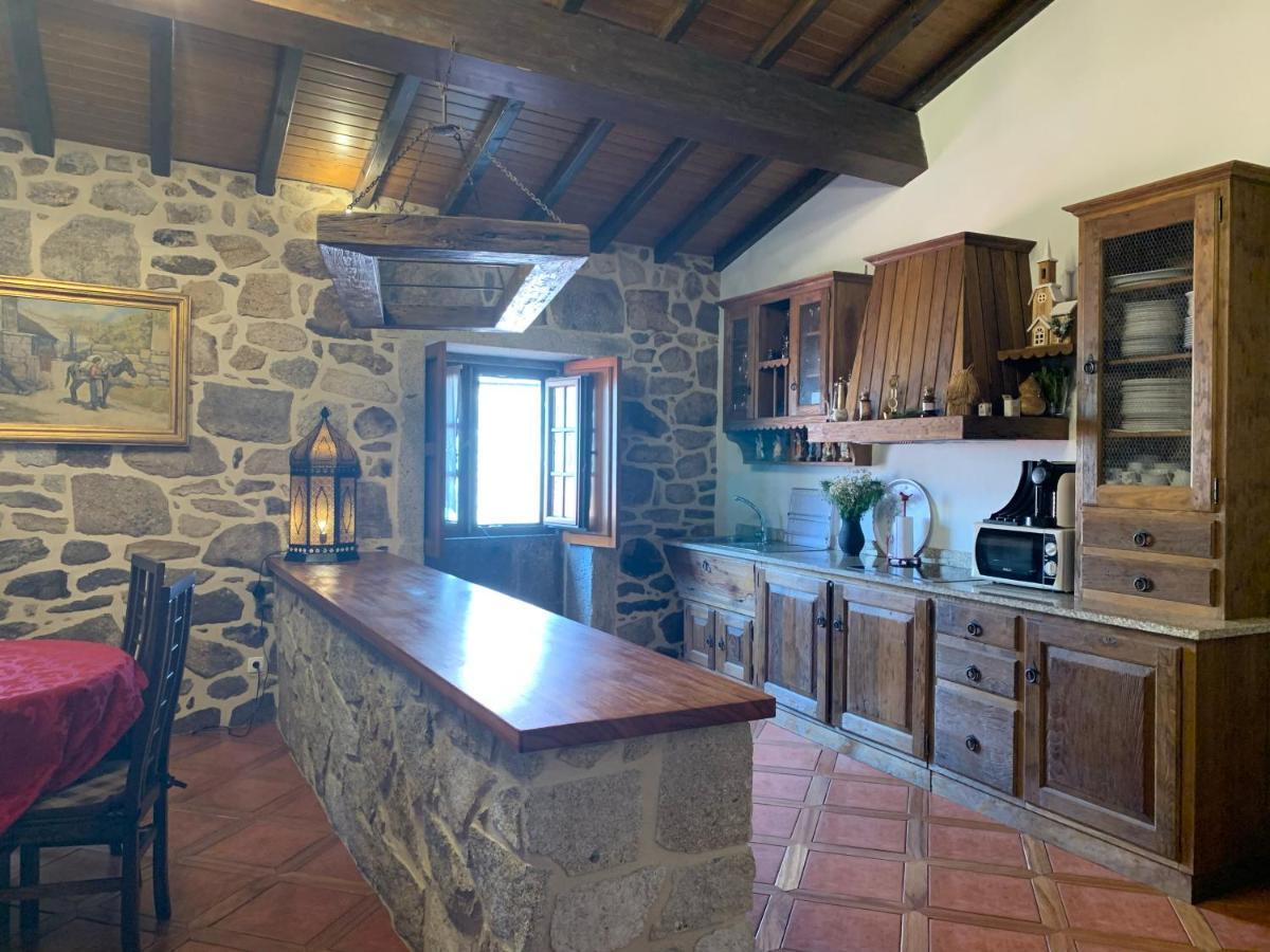 Casa D'Campo Ferreira Villa Pitoes das Junias Exteriör bild